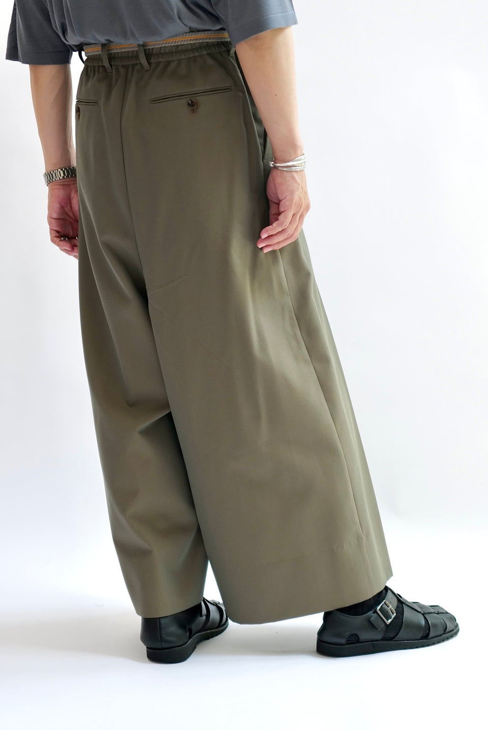 HAKAMA Wool Gabardine