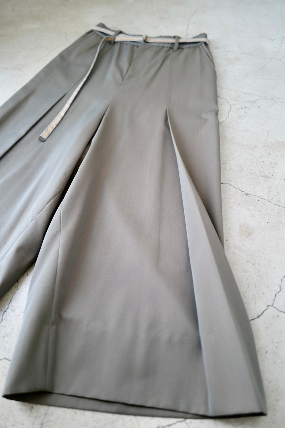 HAKAMA Wool Gabardine